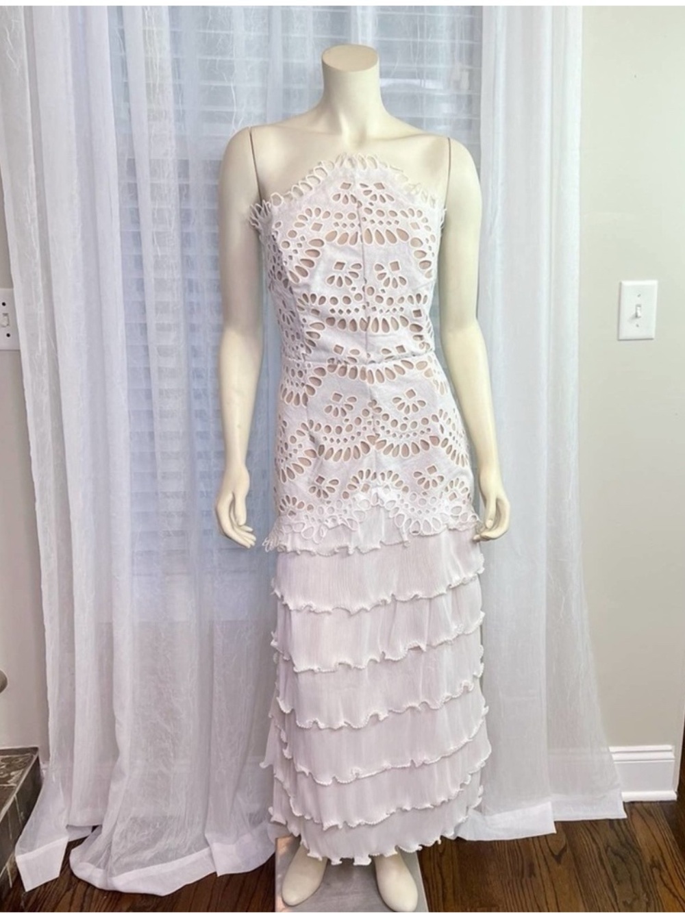 Elliatt Ivory Lace Cutout Tiered Maxi Dress - Picture 15 of 16